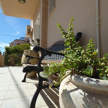 Anna Apartments Argostolion Exterior foto